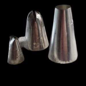 Collection of Piping Tips/Icing nozzels/Decorating Tips 3 in the Set-Ateco-